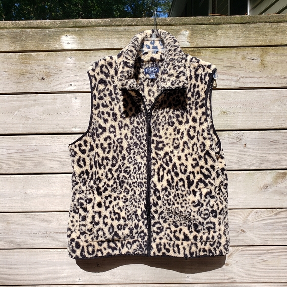 Chaps Jackets & Blazers - Chaps Snuggly Soft Lepord Vest .